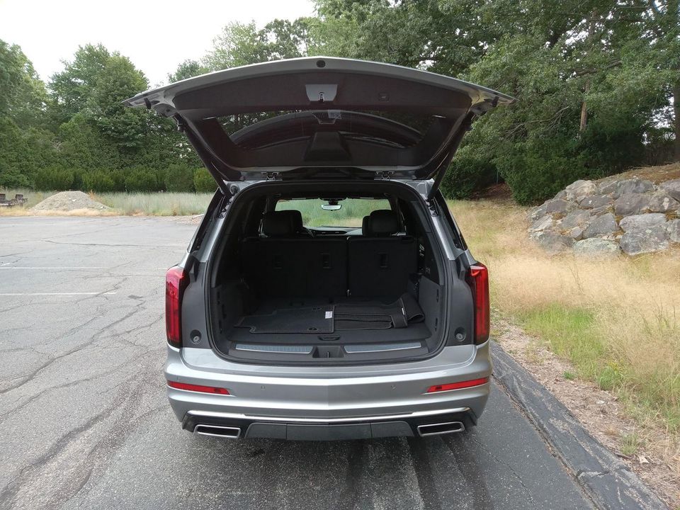 2025 Cadillac XT6