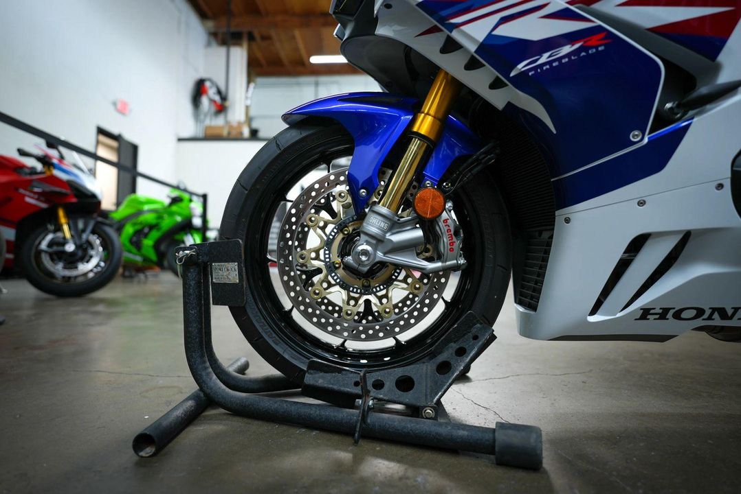 2023 Honda CBR1000RR- R Fireblade SP