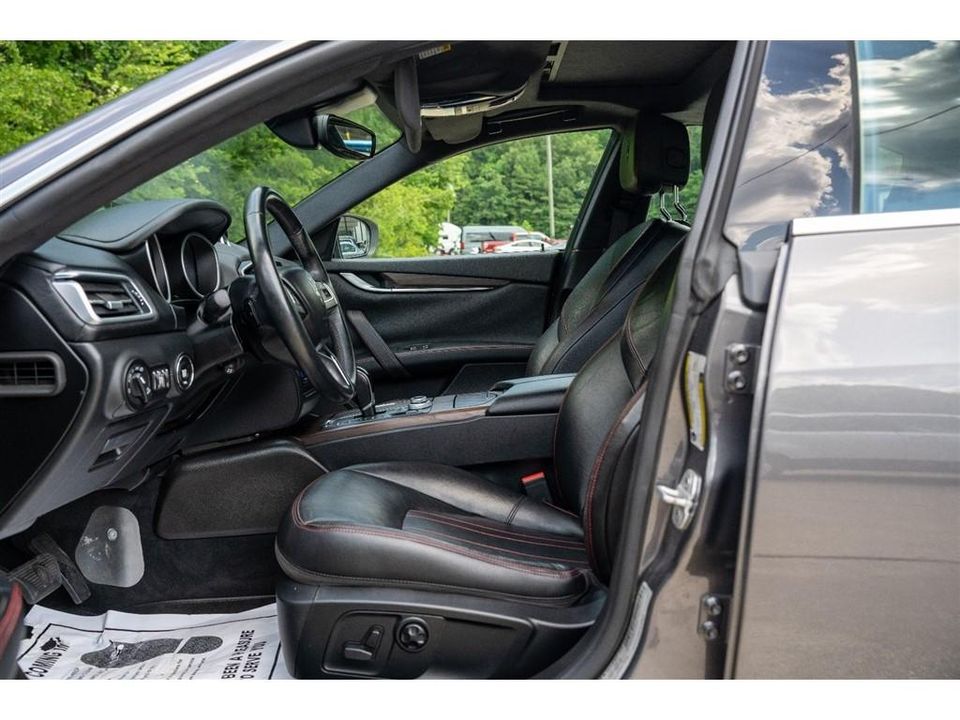 2017 Maserati Ghibli