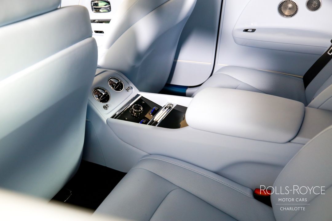 2025 Rolls-Royce Spectre