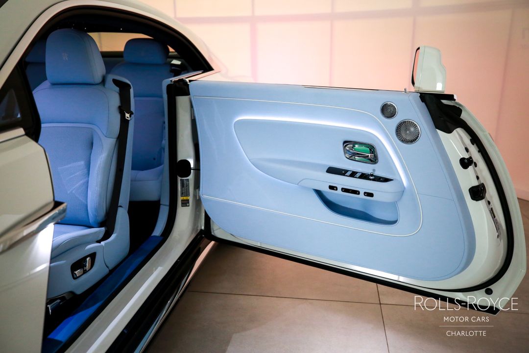2025 Rolls-Royce Spectre