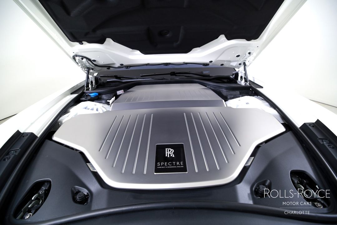 2025 Rolls-Royce Spectre