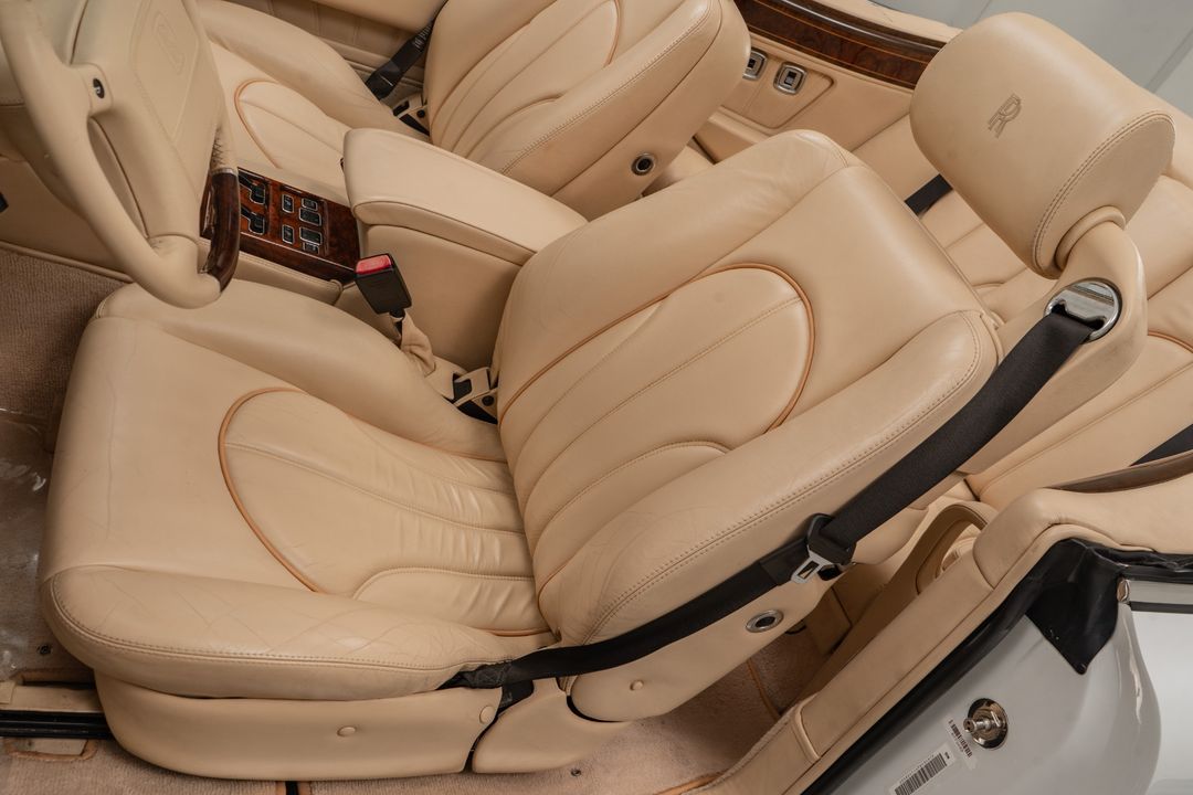 2001 Rolls-Royce Corniche