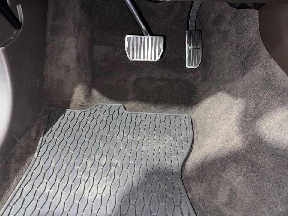 2019 Jaguar F-PACE