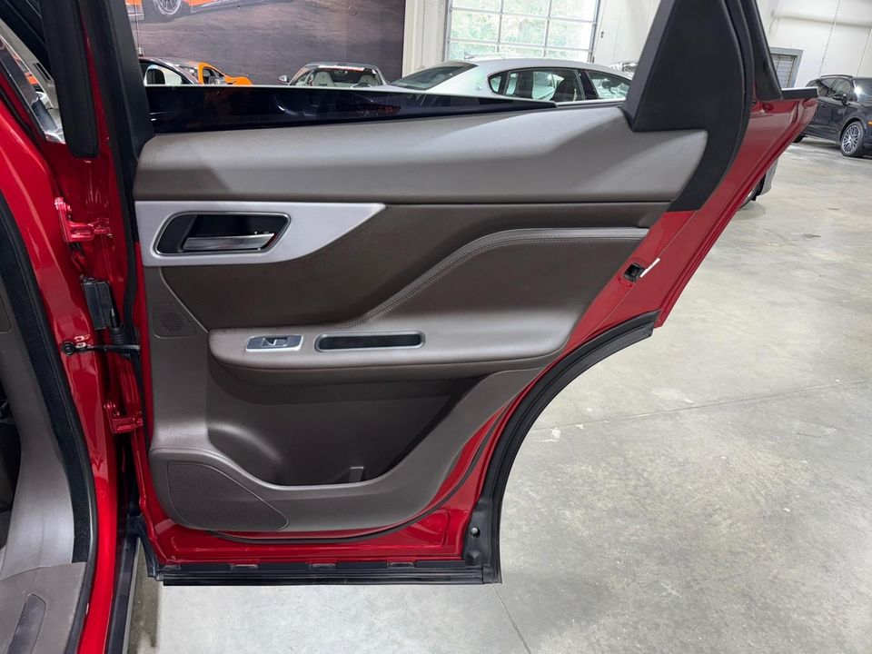 2019 Jaguar F-PACE