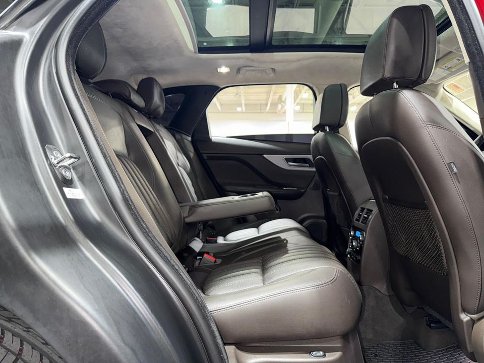 2019 Jaguar F-PACE