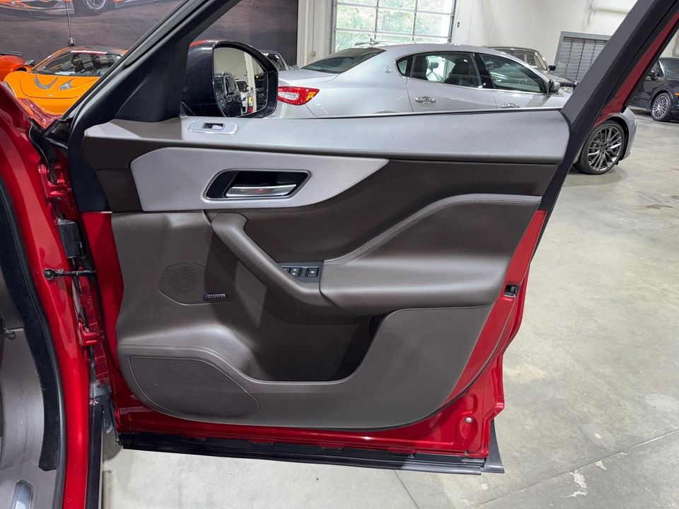 2019 Jaguar F-PACE
