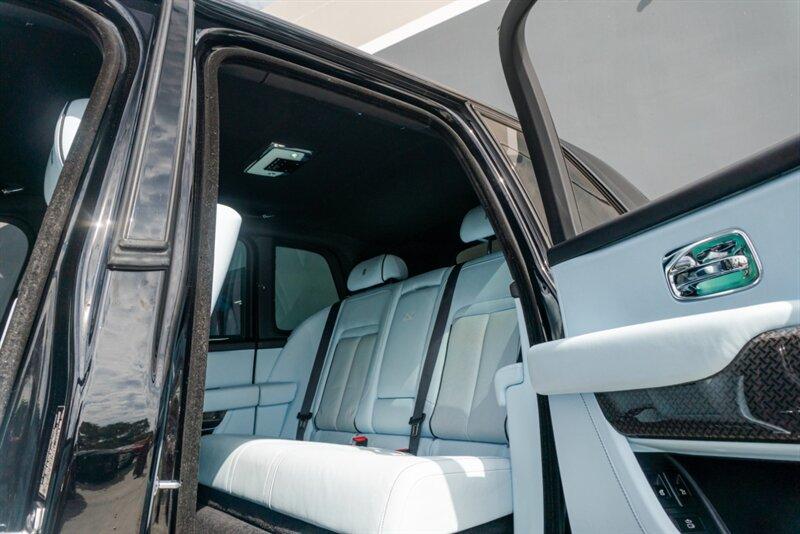 2022 Rolls-Royce Black Badge Cullinan