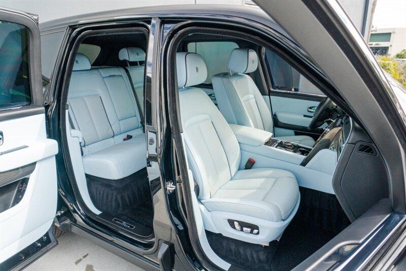 2022 Rolls-Royce Black Badge Cullinan