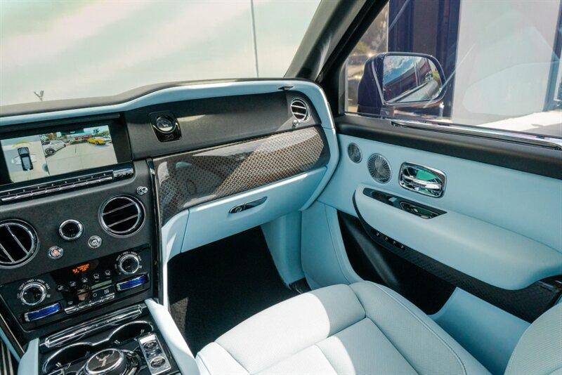 2022 Rolls-Royce Black Badge Cullinan