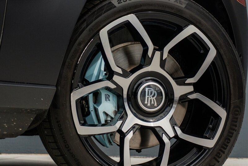 2022 Rolls-Royce Black Badge Cullinan