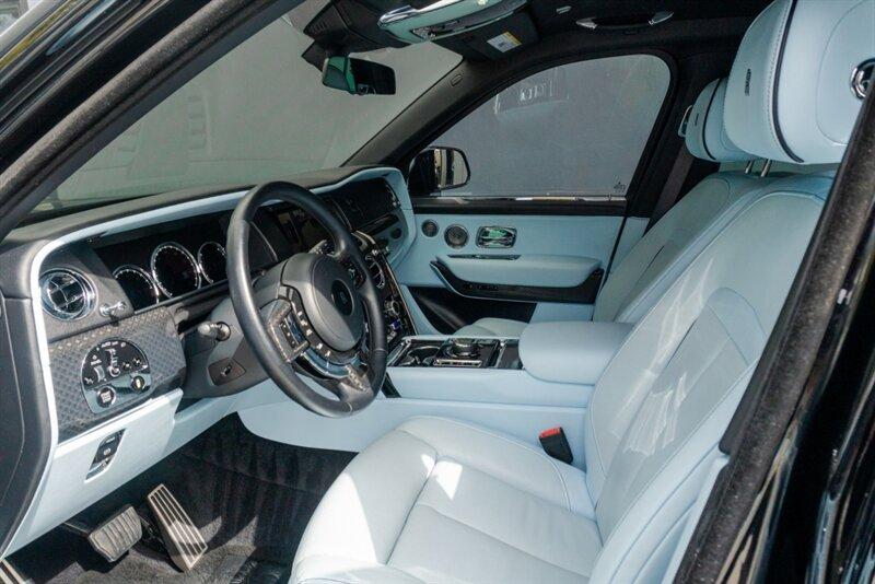 2022 Rolls-Royce Black Badge Cullinan