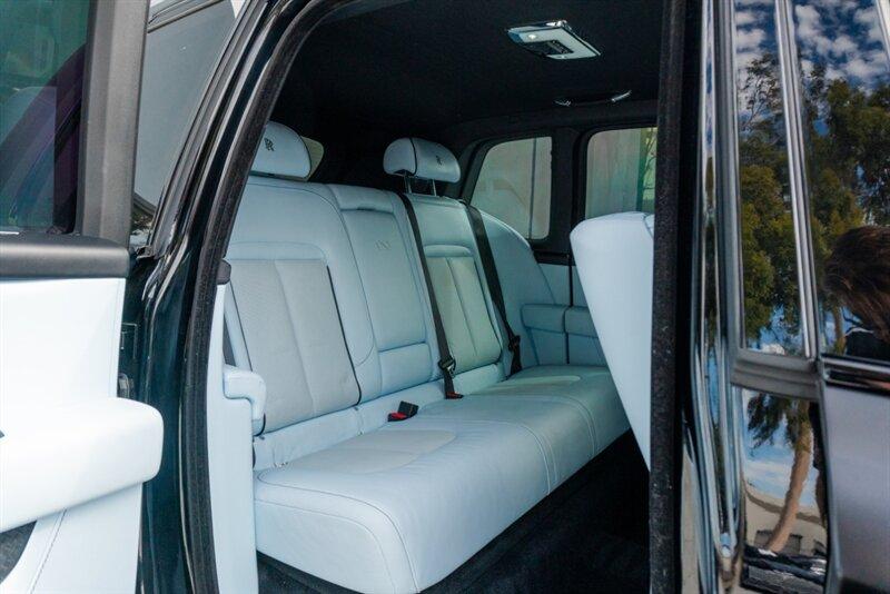 2022 Rolls-Royce Black Badge Cullinan