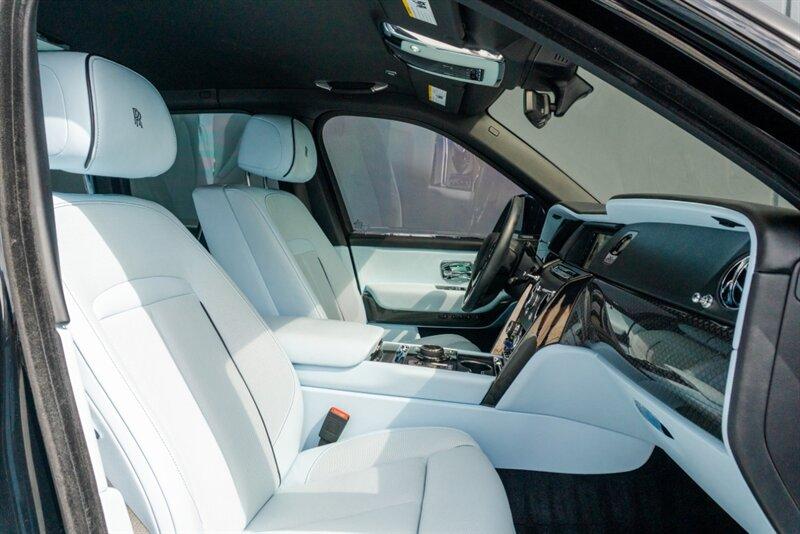 2022 Rolls-Royce Black Badge Cullinan