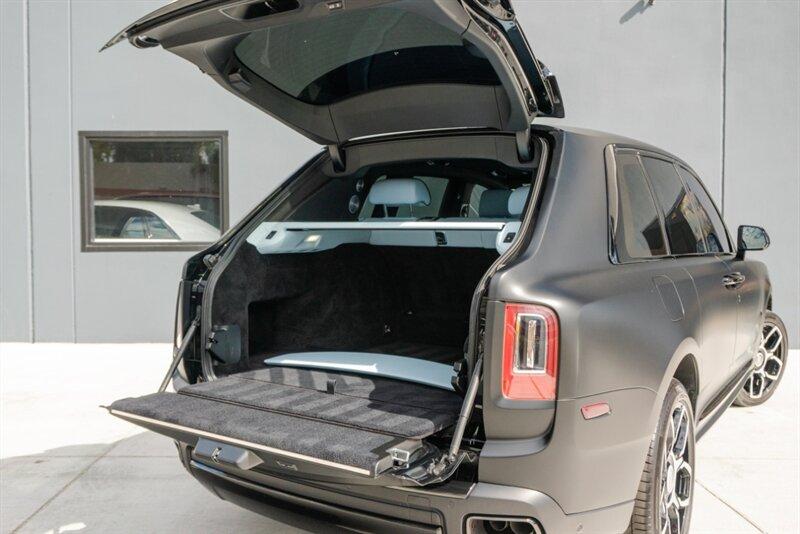 2022 Rolls-Royce Black Badge Cullinan
