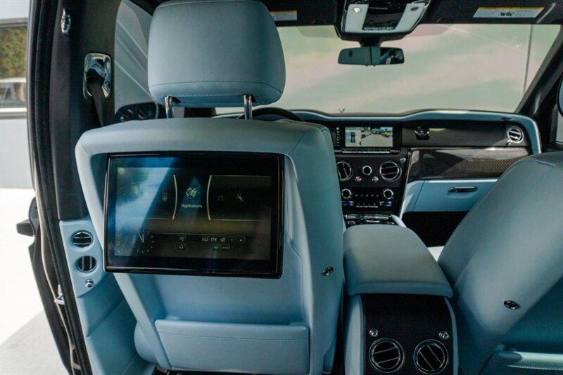 2022 Rolls-Royce Black Badge Cullinan