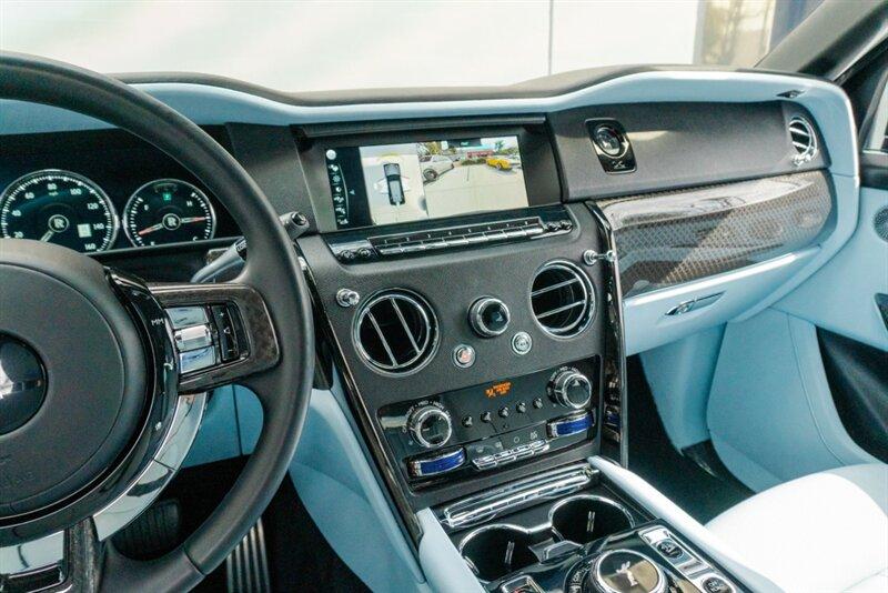 2022 Rolls-Royce Black Badge Cullinan