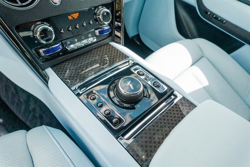 2022 Rolls-Royce Black Badge Cullinan