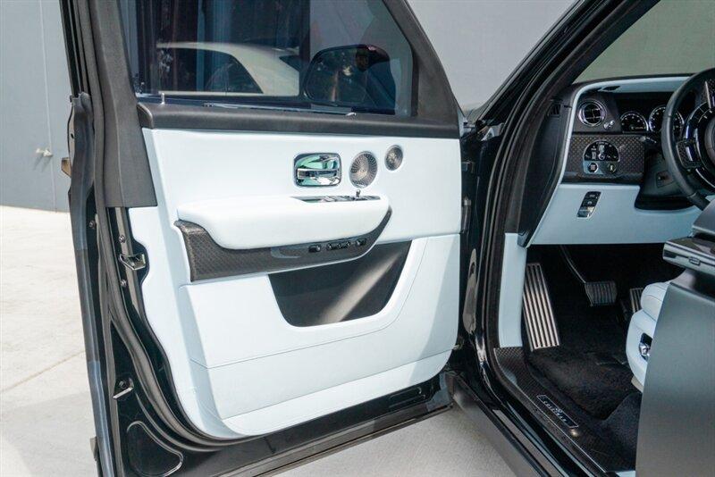 2022 Rolls-Royce Black Badge Cullinan