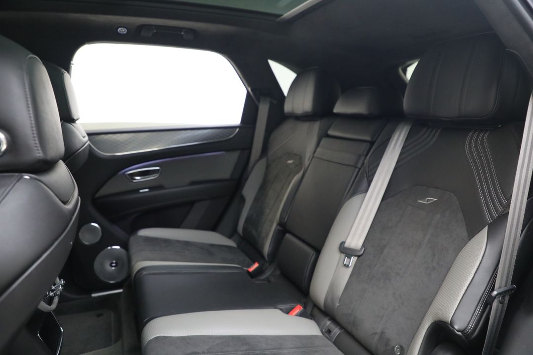 2022 Bentley Bentayga
