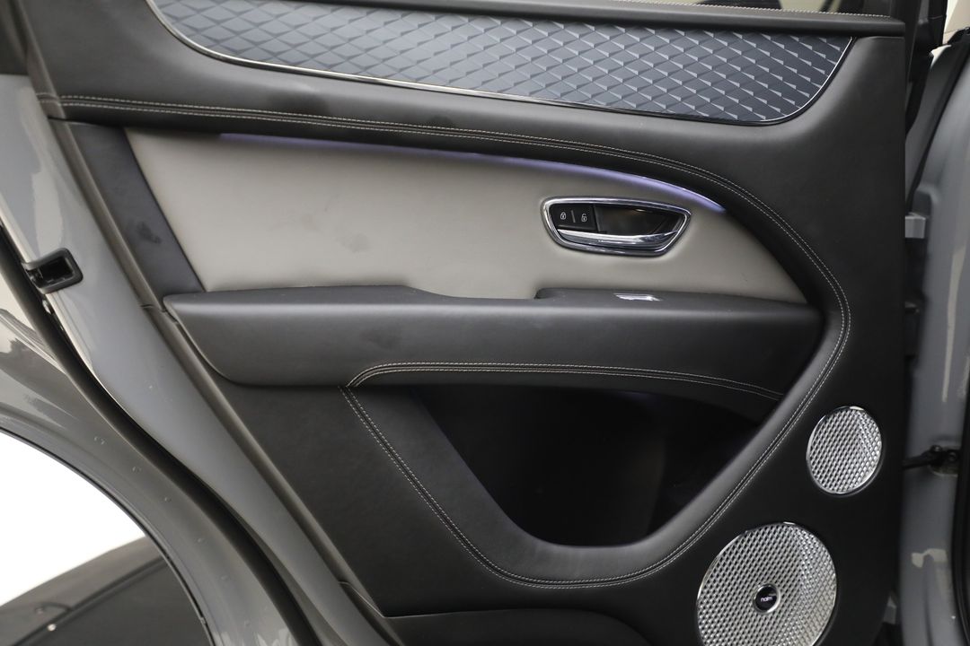 2022 Bentley Bentayga
