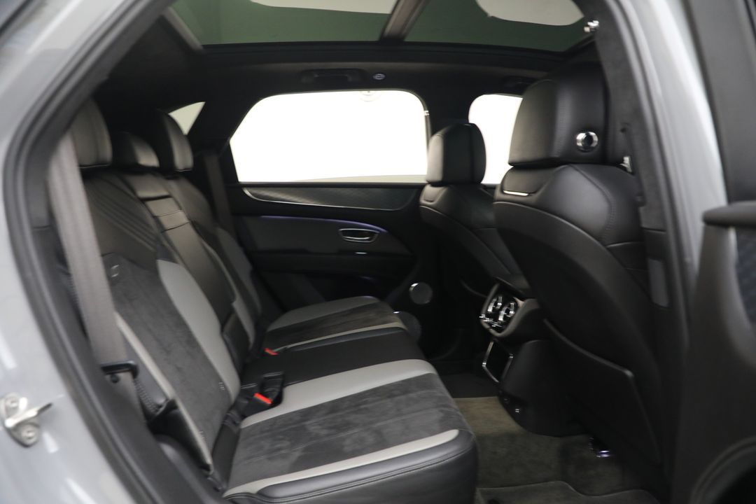 2022 Bentley Bentayga