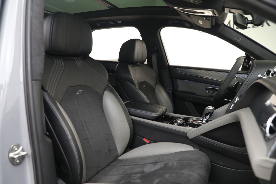 2022 Bentley Bentayga