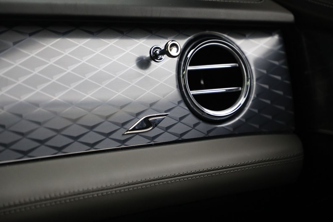 2022 Bentley Bentayga
