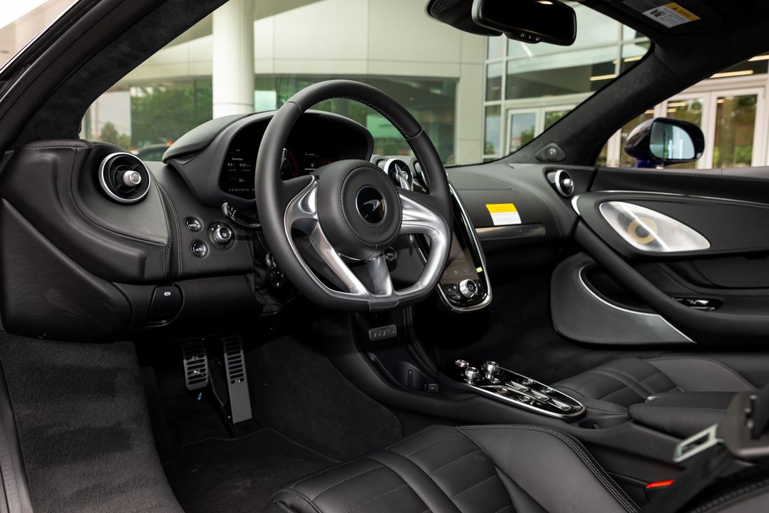 2025 McLaren GTS