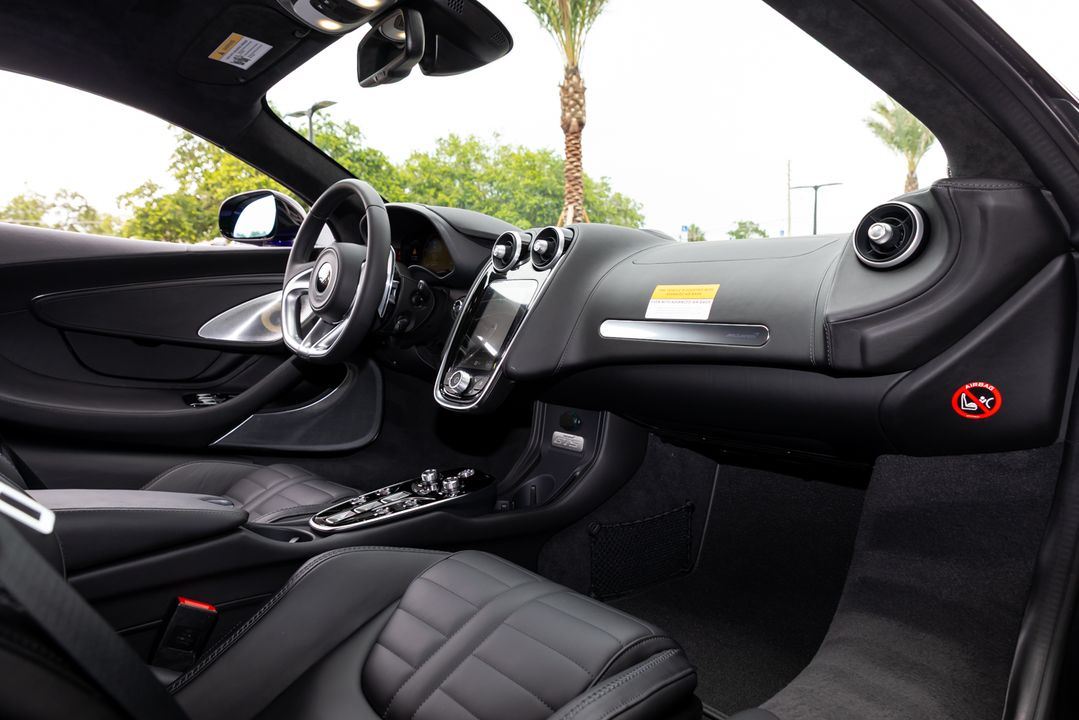 2025 McLaren GTS