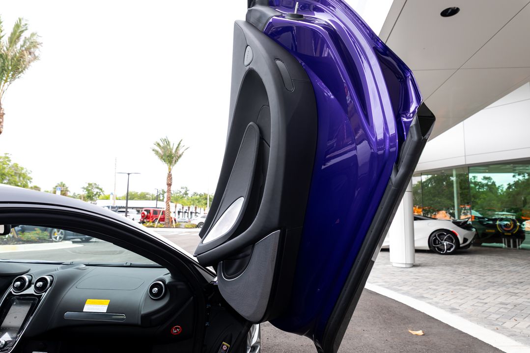 2025 McLaren GTS