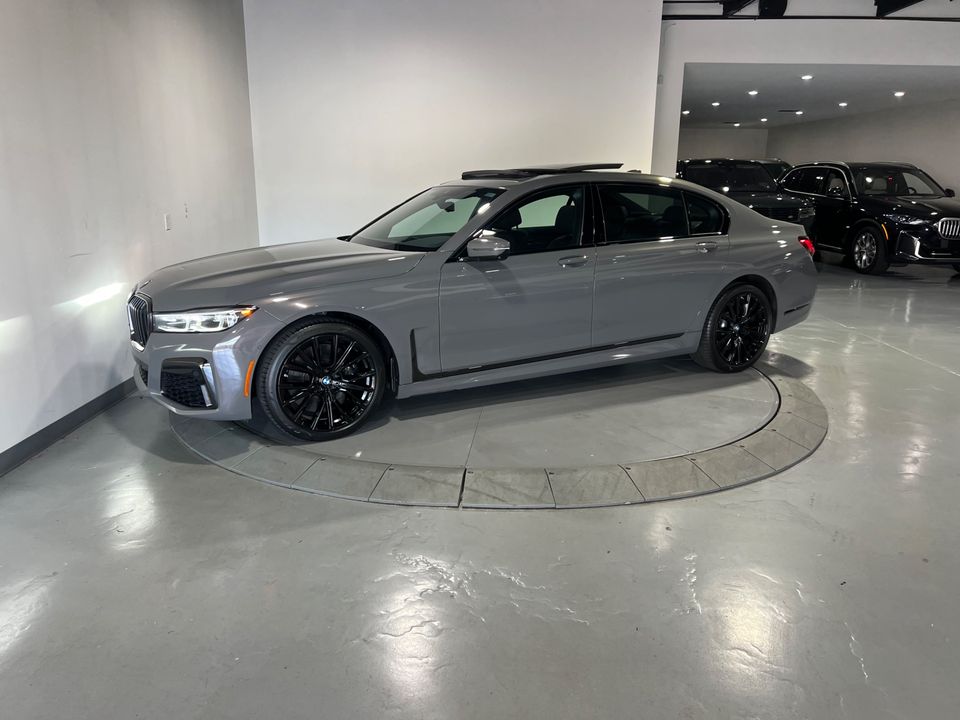 2022 BMW 7 Series 740i AWD M Sport Pkg