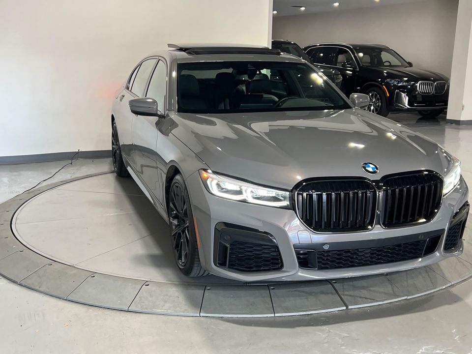 2022 BMW 7 Series 740i AWD M Sport Pkg