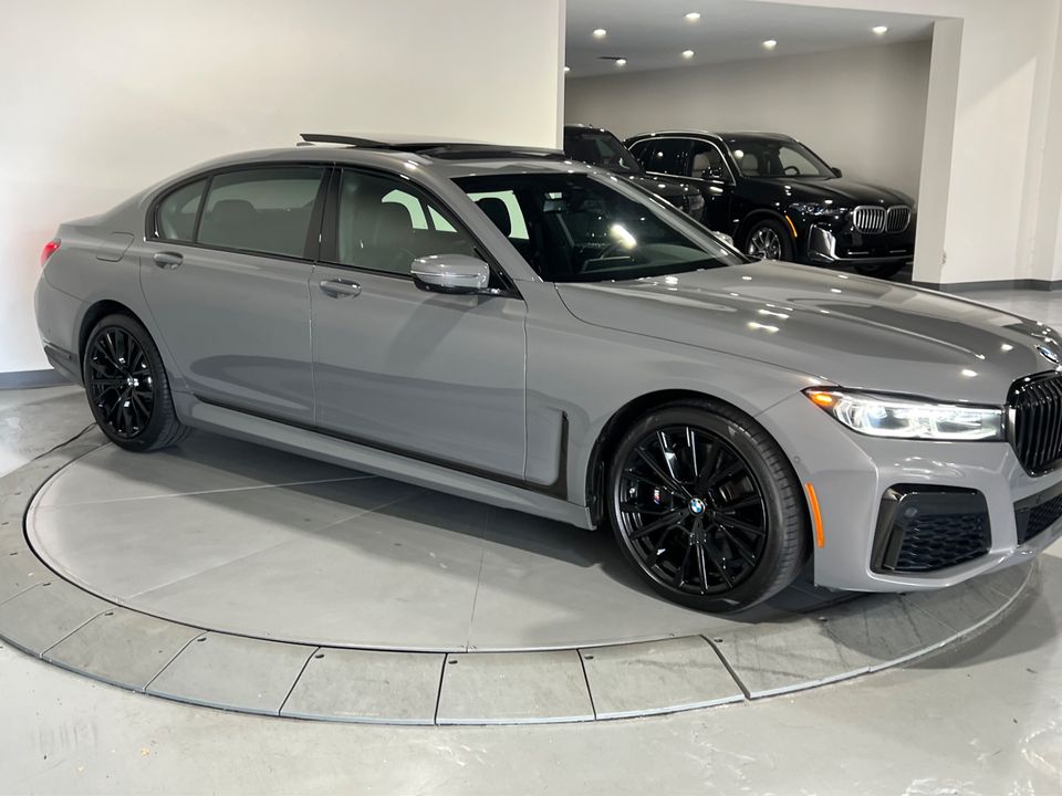 2022 BMW 7 Series 740i AWD M Sport Pkg
