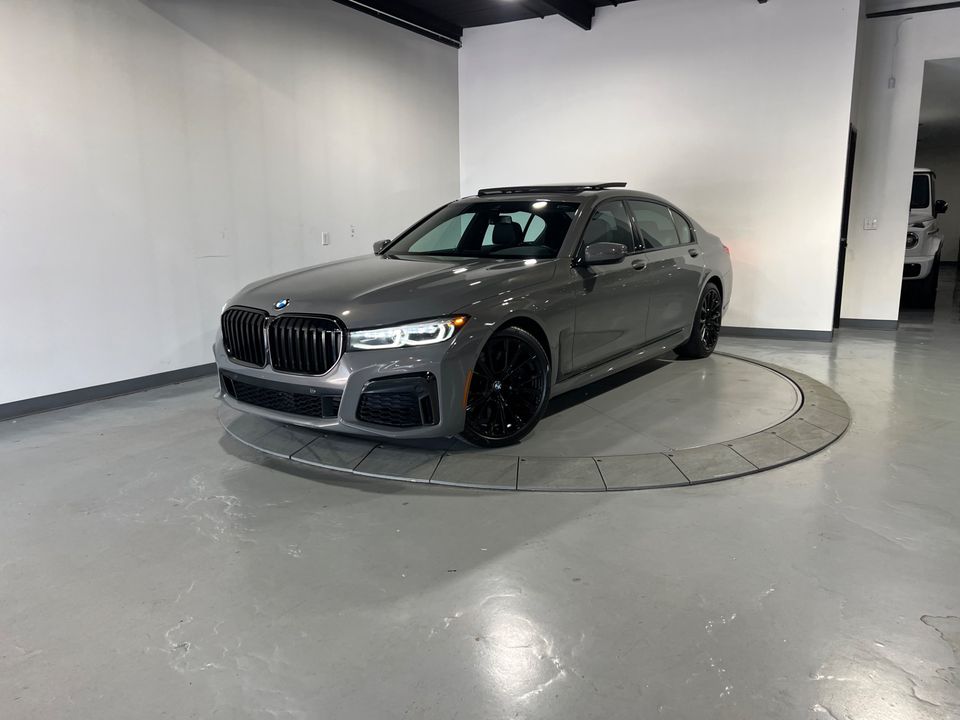2022 BMW 7 Series 740i AWD M Sport Pkg