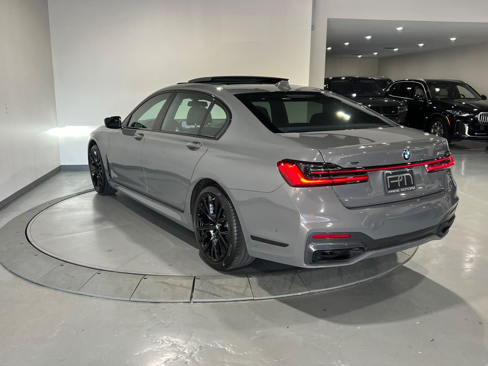 2022 BMW 7 Series 740i AWD M Sport Pkg