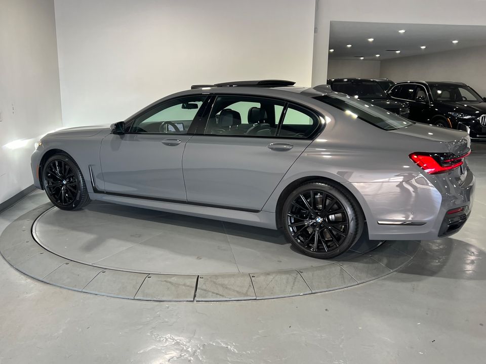 2022 BMW 7 Series 740i AWD M Sport Pkg