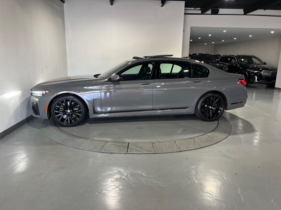 2022 BMW 7 Series 740i AWD M Sport Pkg