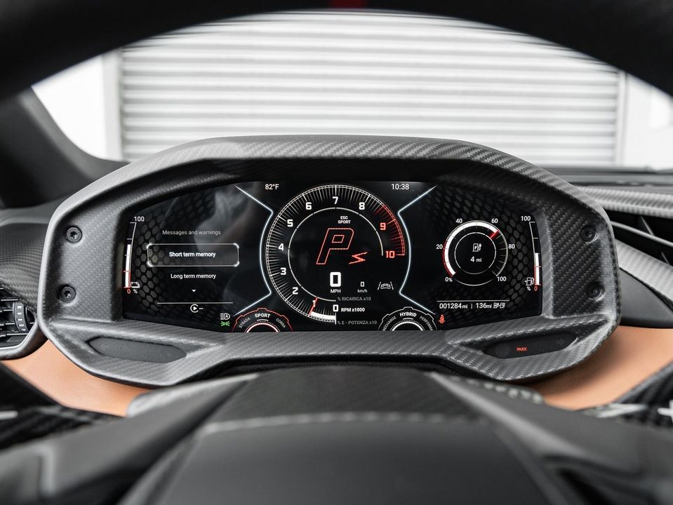 2024 Lamborghini Revuelto