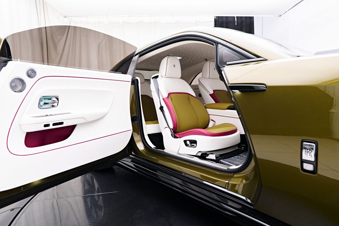 2024 Rolls-Royce Spectre