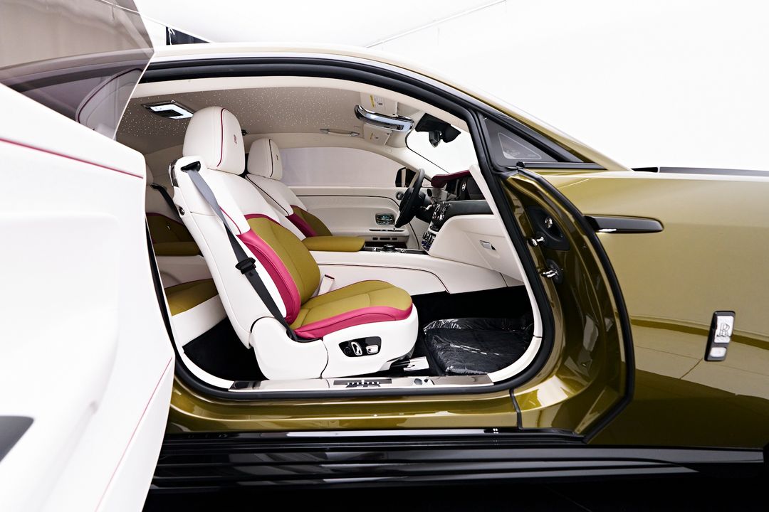 2024 Rolls-Royce Spectre