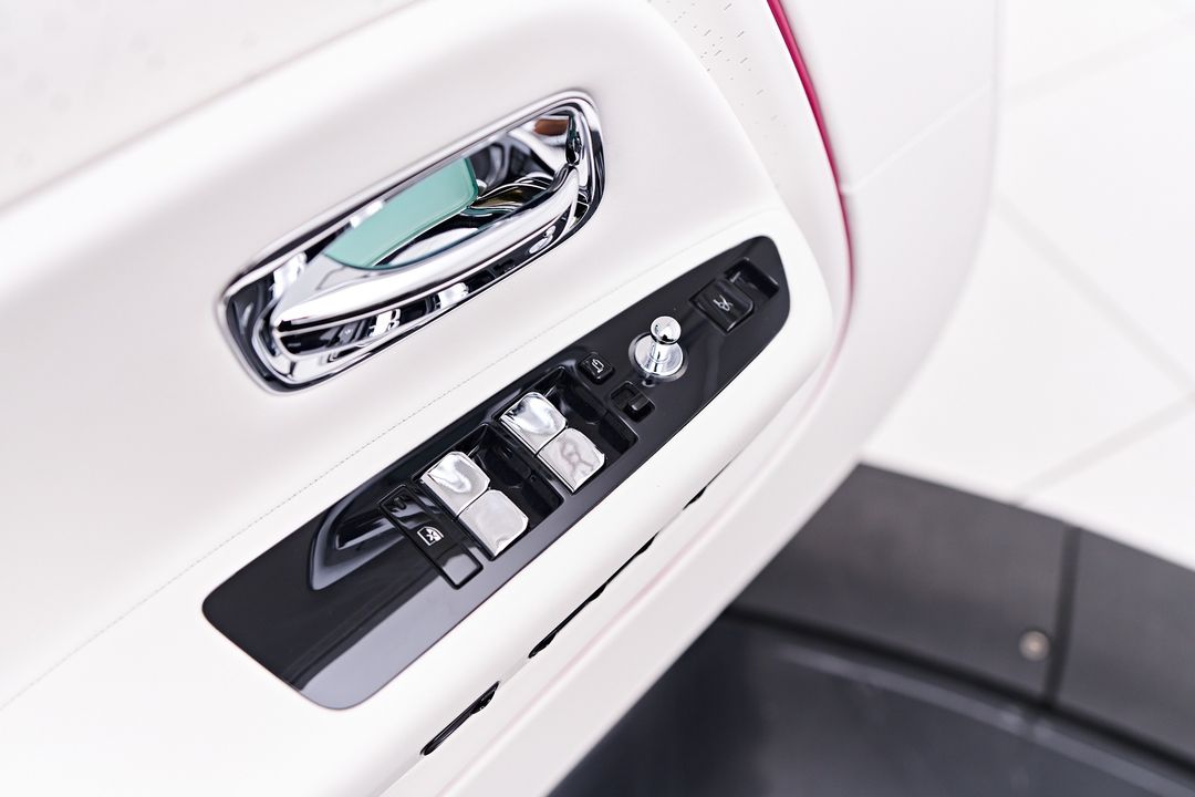 2024 Rolls-Royce Spectre