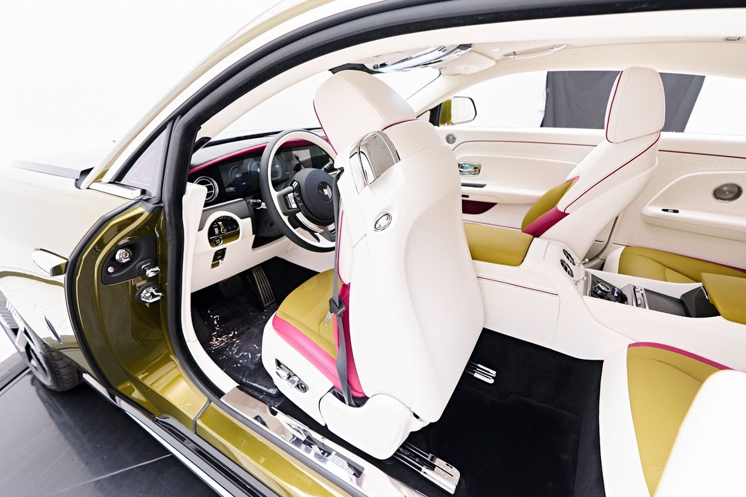2024 Rolls-Royce Spectre