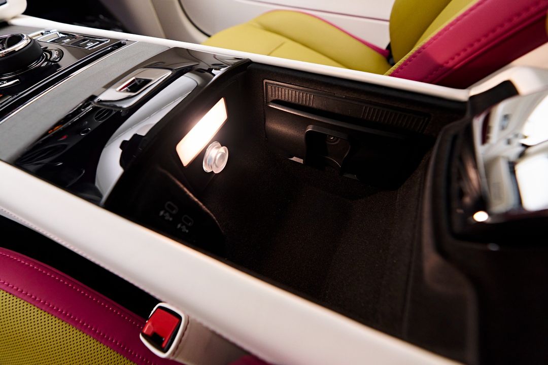 2024 Rolls-Royce Spectre