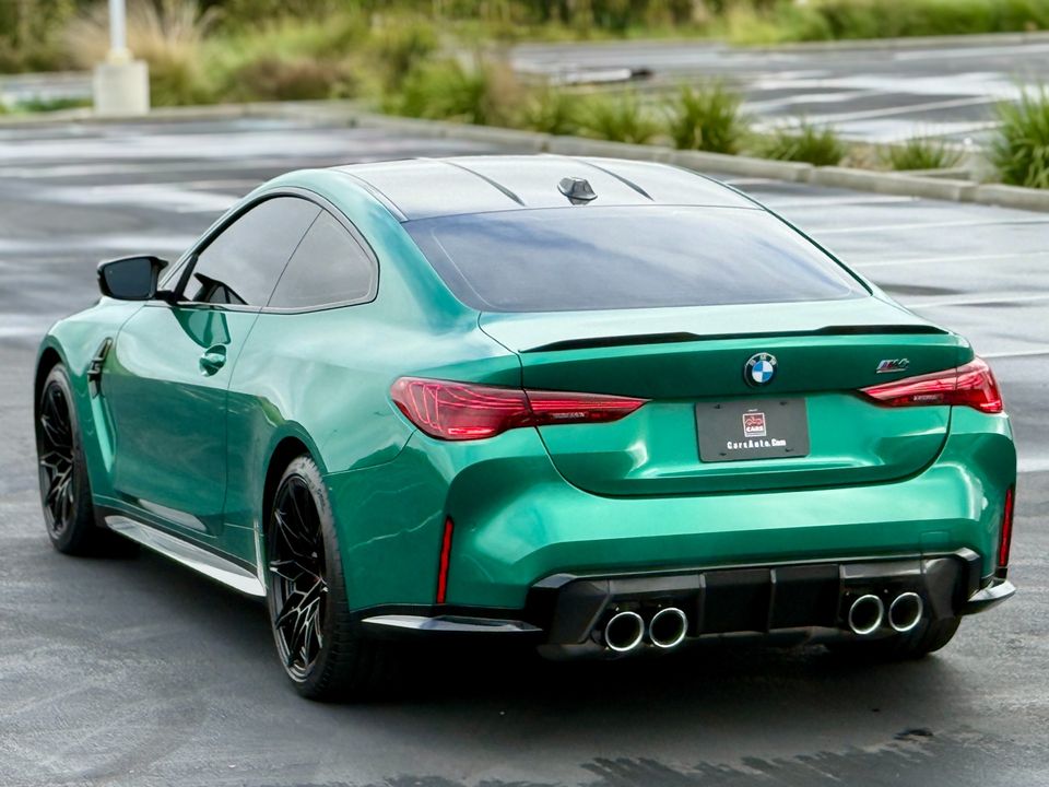 2025 BMW M4