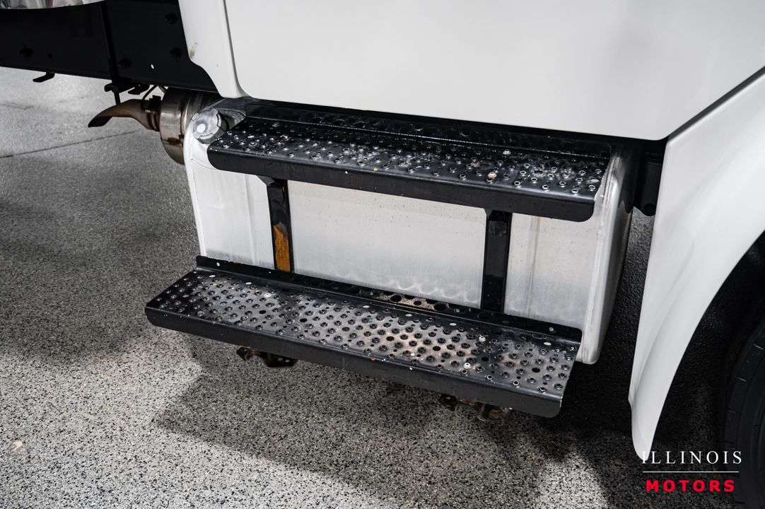 2018 Freightliner M2 106 Medium Duty
