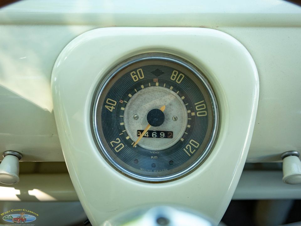 1975 Volkswagen 23 Window Samba