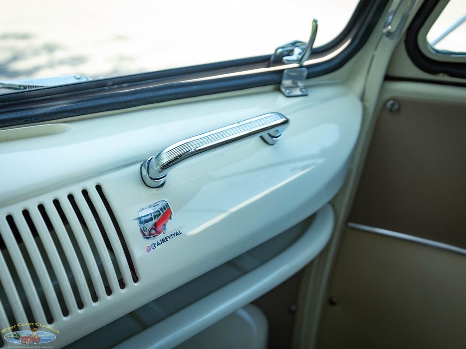 1975 Volkswagen 23 Window Samba