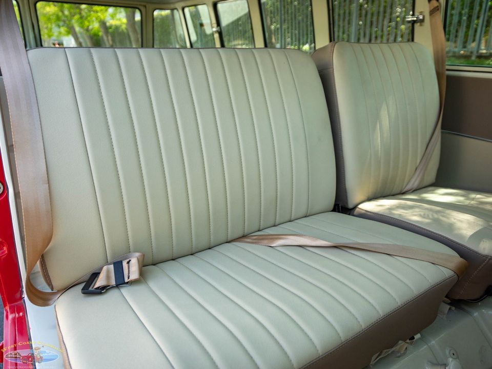 1975 Volkswagen 23 Window Samba