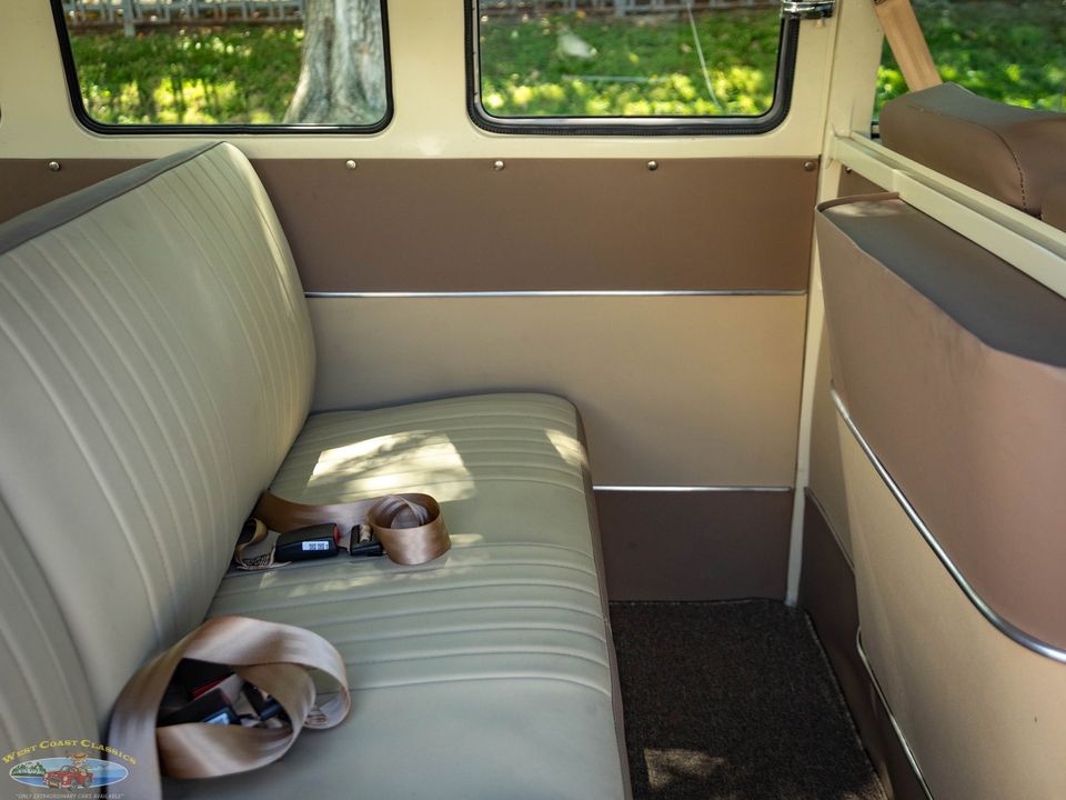 1975 Volkswagen 23 Window Samba